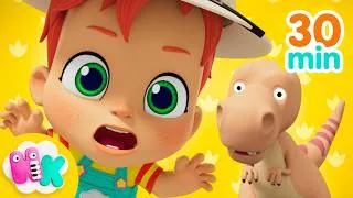 Miniature : Boum, Boum, Boum, Comme un Dinosaure ! 🦕🦖 Chansons pour Enfants | HeyKids en Français