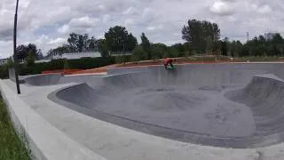 Miniature : Skateboarding episode 50 - 9 mai 2026 - Nouveau bowl de l'Eau Blanche à Quimper