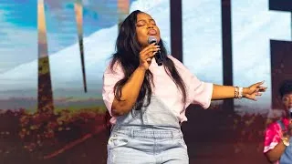 Miniature : ⁠⁠⁠🎶 Il est bon de louer Dieu | ICC Musique - Celina-Jo SEFELE