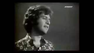 Miniature : Joe Dassin - Mais la mer est toujours bleue.
