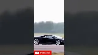 Miniature : #shortsLamborghini bat l'avion de chasse E-610.
