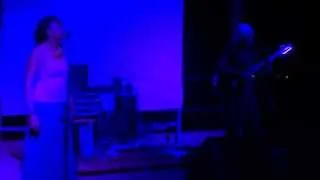 Miniature : BOBEE DEEGITAL & GUN DEEVINE - Jah Bless You (live)