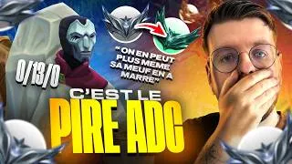 Miniature : C'EST LE PIRE ADC DU CONCEPT! SA MEUF ET SES POTES EN ONT MARRE, IL LEUR RÉPÈTE QU'IL EST PLATINE