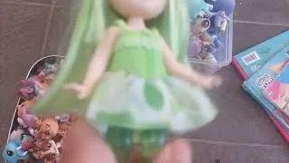 Miniature : Elle est très belle ma Rainbow High