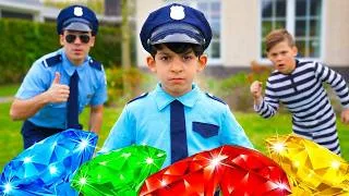 Miniature : Détective Jason garde les Diamants ! | Policier et enseigne les bonnes habitudes !