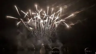 Miniature : Feu d'artifice au lac de la Magdeleine à Gujan- Mestras, France, 2024