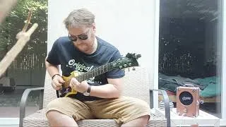 Miniature : Guitare outdoor 