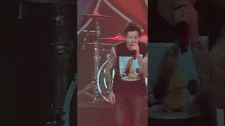 Miniature : Simple Plan "My Christmas list" (Live) Montréal 2025
