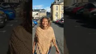 Miniature : Nous avons trouvé le bonheur et merci d'y avoir contribué d'une manière ou une autre ! 👩‍❤️‍💋‍👨