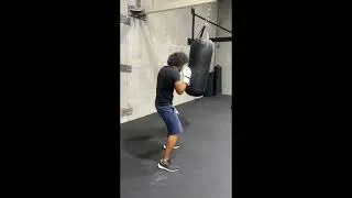 Miniature : Cross uppercut cross aui sac