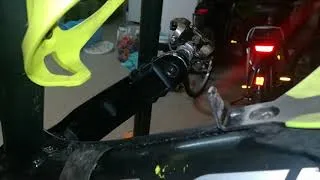 Miniature : Installer et connecter les capteurs de vitesse et de cadence Garmin