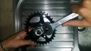 Miniature : Comment changer un plateau au standard RaceFace Direct Mount