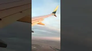 Miniature : Travel Vlog Alaska Airlines 737-800 landing at LAS