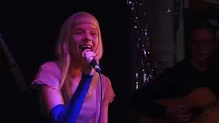 Miniature : AURORA - Apple Tree @ Rough trade east