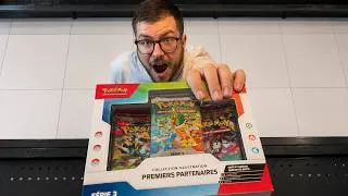 Miniature : Ce coffret Pokémon est INCROYABLE ! - Collection PREMIERS PARTENAIRES Série 3 (30 ans)