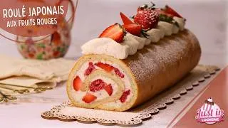 Miniature : Biscuit Roulé Japonais aux Fruits Rouges et Chantilly 🍓 Texture Moelleuse comme un Nuage ☁️