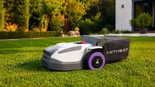 Miniature : Un Robot Tondeuse 4 en 1 qui Ramasse l'Herbe TOUT SEUL ?! (ANTHBOT N8)