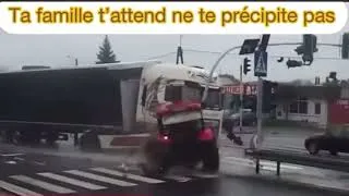 Miniature : Ta famille t’ attend ne te précipite pas