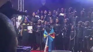 Miniature : Plus rien ne m'étonne - Chorale d'enfants de la cathédrale Notre-Dame du Congo RDC / Tiken Jah