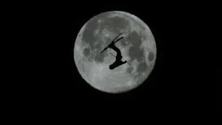 Miniature : SKIING TO THE MOON 🌙