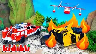 Miniature : L'avion de pompiers en jouet arrive pour éteindre le feu ! 👩‍🚒🔥