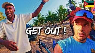 Miniature : This is NOT Your Country! Get Out of The Way! 🇲🇿 vA76-S2