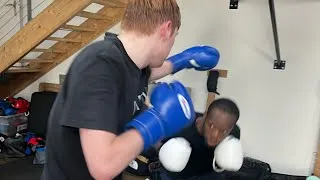 Miniature : Devenir meilleur en sparring (boxe anglaise)