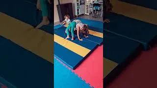 Miniature : S'il pleut, MMA KIDS à la maison #mmatraining