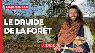 Miniature : Quentin fabrique des objets "magiques" dans les bois