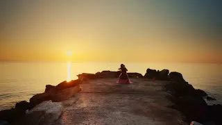 Miniature : J.S. BACH - Prelude, Cello Suite N°1 - Laetitia Himo
