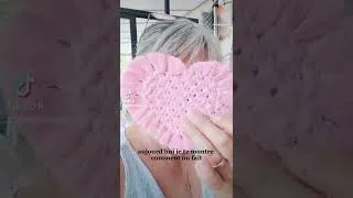 Miniature : dessous de verre coeur en macramé