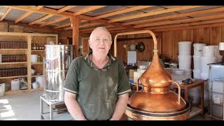 Miniature : Michel Lelièvre, la passion de la distillerie