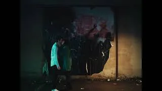 Miniature : Médine - L’4MOUR (Visualizer)