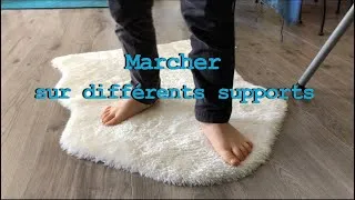 Miniature : Marcher sur différents supports | La méthode Vittoz en famille | Parentalité positive