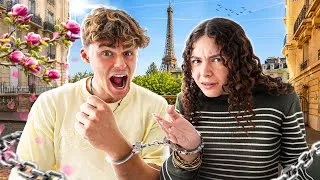 Miniature : 24H MENOTTÉ AVEC MA PETITE SOEUR ?! (J'aurais jamais dû faire ça..)