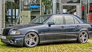 Miniature : Mercedes-Benz C240_ W202 injektor