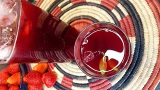 Miniature : Jus de bissap a la fraise  /Strawberry sorrel flower juice 