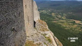 Miniature : Château de Peyrepertuse - Une Citadelle du Vertige au Pays Cathare