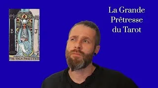Miniature : La Grande Prêtresse (la Papesse) dans le Tarot