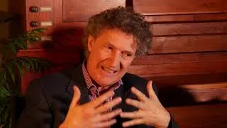 Miniature : Conflits et institutions