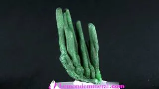Miniature : Malachite en petite forêt de stalactites (ancienne collection) provenance : RD du Congo.