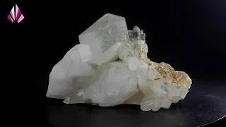 Miniature : Quartz avec Chlorite du Mont Blanc (ancienne collection).