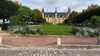 Miniature : Palazzo ducale Nevers Nièvre, primo castello della Loira tra fiume e storia, invito a Borgogna (I )