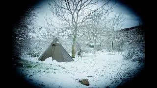 Miniature : Bivouac "à l'ancienne", une météo compliqué, feat @echodescimes5074, @BillanneBushcraftNature et Sam