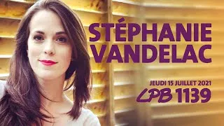 Miniature : #1139 - Stéphanie Vandelac - Un mélange entre le cheerleading et le water polo