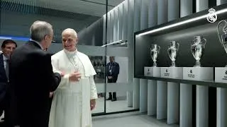 Miniature : Historique au Real Madrid ! Florentino Pérez reçoit le Pape Léon XIV au Bernabéu