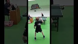 Miniature : 💪Coach Marin a 10 ans et a déjà dominé des adversaires classé 1000 à 1400 #tabletennis #pingpong 
