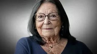 Miniature : Nana Mouskouri A Maintenant Plus De 90 Ans Et Sa Vie Est Triste