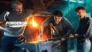 Miniature : Il FORGE des couteaux comme au MOYEN-AGE dans son jardin 🇫🇷🗡️
