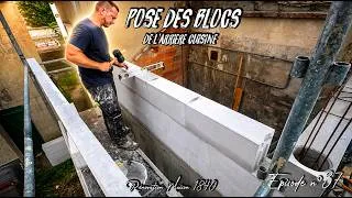 Miniature : ON POSE LES BLOCS DE L'ARRIERE CUISINE ET ON BRANCHE LA SOLARFLOW 2400AC+ - EP37 - RENOVATION MAISON
